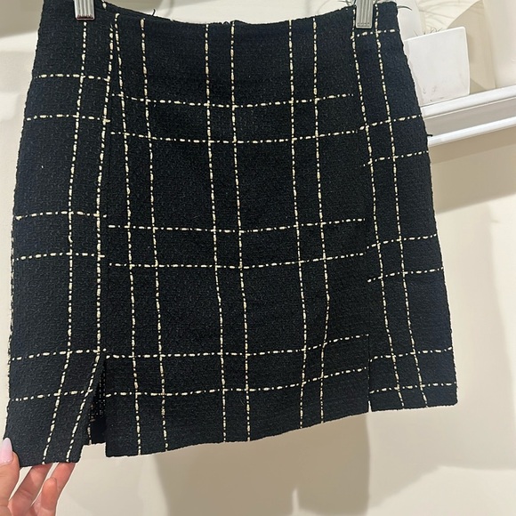 TWEED GOLD AND BLACK MINI PLAD PRINT BUSINESS SKIRT - Picture 3 of 3